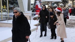 Кисловодский цирк устроил бесплатный новогодний праздник для незрячих