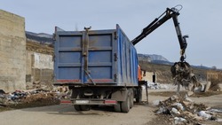 Порядка 500 кубометров мусора вывезли после субботника в Кисловодске