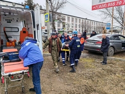 Кисловодчанин врезался в рекламный щит из-за плохого самочувствия за рулём