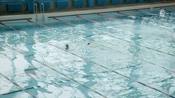 Более 300 спортсменов поучаствовали в соревнованиях по плаванию в Кисловодске