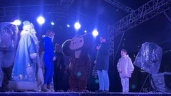 Победителям городских конкурсов Кисловодска вручили технику и мандарины