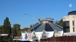Шоу «Айсберг» с тифлокомментированием посетили 50 человек в Кисловодске