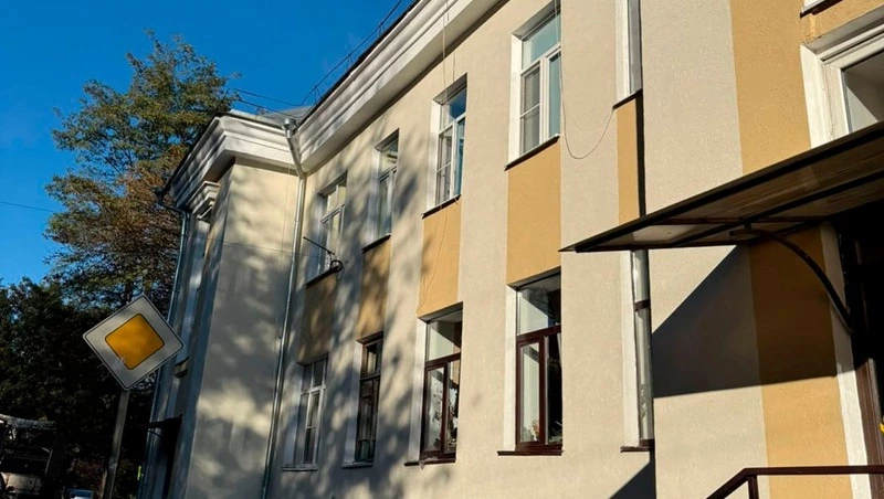 Фасад многоквартирного дома в Кисловодске капитально отремонтировали