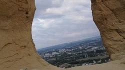 Обновлённый природный памятник гору Кольцо в Кисловодске подготовили к открытию