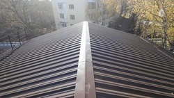 Крыши двух многоэтажек капитально отремонтировали в Кисловодске 