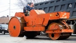 Свежий асфальт уложили в Кисловодске на улице Пороховой