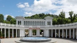 Кисловодчан и гостей курорта приглашают на бесплатный мастер-класс по скандинавской ходьбе