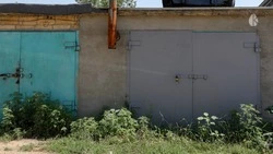 В Кисловодске принудительно снесли незаконный гараж 