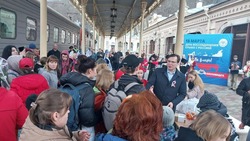 В Кисловодске торжественно встретили туристов из Симферополя