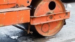Укладку асфальта начали на улице Рябиновой в Кисловодске по поручению губернатора