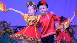 Юные жители Кисловодска посвятили песни и танцы участникам спецоперации