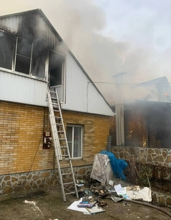 Женщина попала в больницу после пожара в Кисловодске