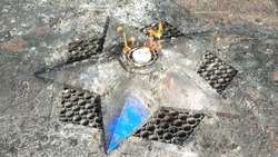 Вандал сжёг памятные венки на мемориале в Кисловодске