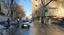 Две школьницы попали под колёса автомобиля в Кисловодске