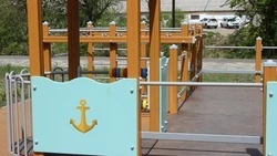 Строительная готовность детской площадки в Кисловодске достигла 40%