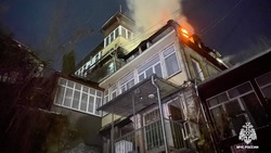 Спасатели потушили крупный пожар в Кисловодске