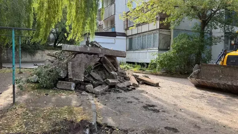 Дворы многоэтажек ремонтируют в Кисловодске