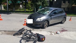 Пожилого велосипедиста сбила водитель иномарки в Кисловодске