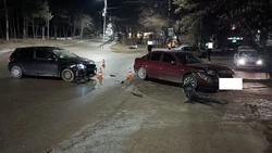 Выезд на встречку на дороге в Кисловодске привёл к лобовому столкновению