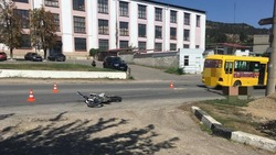 В Кисловодске мотоциклист спровоцировал смертельное ДТП