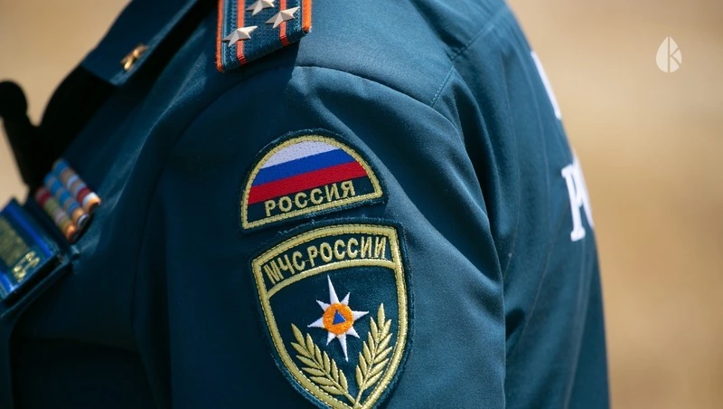 Сухая трава загорелась на горе Малое Седло в Кисловодске 2 апреля