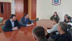 Глава Кисловодска встретился с участниками СВО