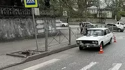 Водитель с 11 штрафами сбил жительницу Кисловодска на пешеходном переходе